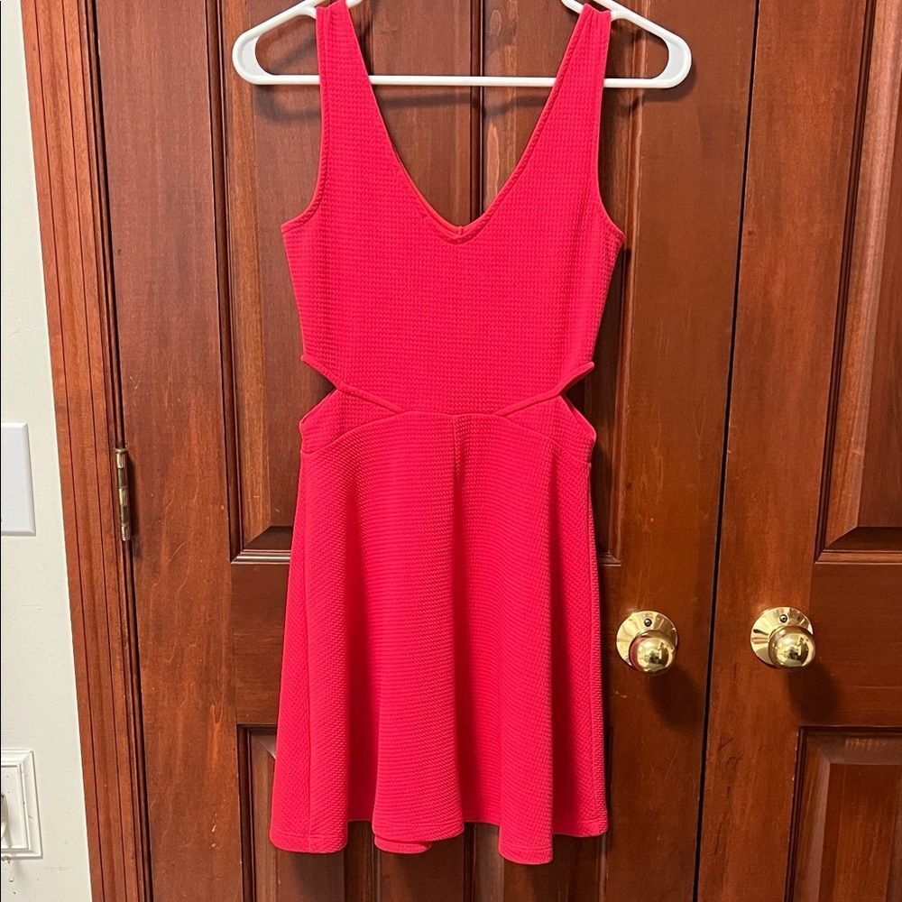 Soprano Coral Pink Sleeveless Cutout Dress